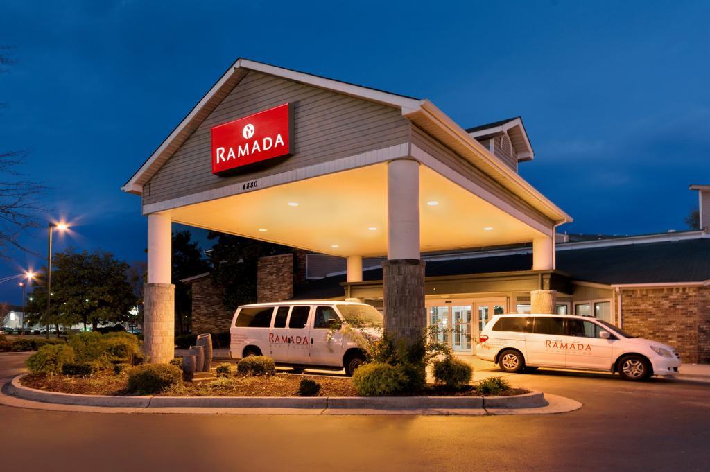 Ramada Гантсвілл Екстер'єр фото